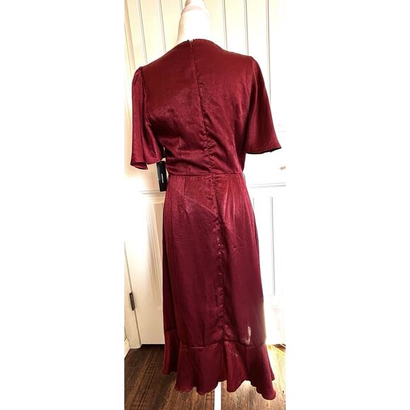Lulu’s Faux Wrap Dress Burgandy NWT Small Bridal Shower Baby Shower Garden Party - Picture 5 of 9